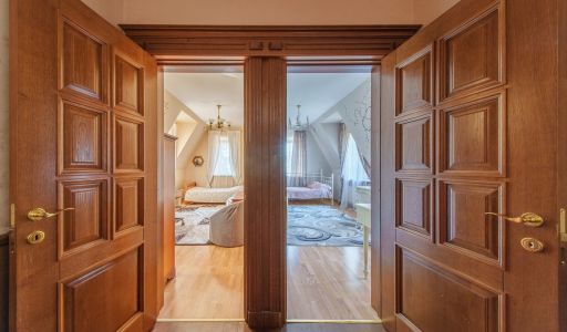 Дом с бассейном в КП Урожай