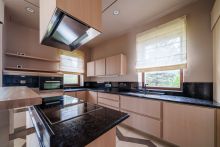 Современный дом у воды в Пестово