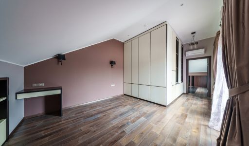 Современный дом у воды в Пестово