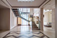 Современный дом у воды в Пестово