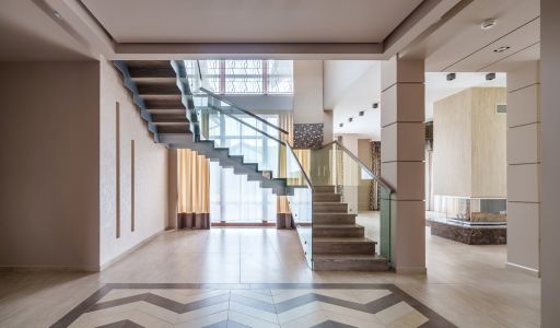 Современный дом у воды в Пестово