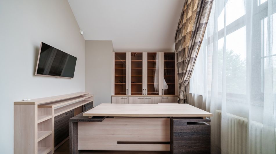 Современный дом у воды в Пестово