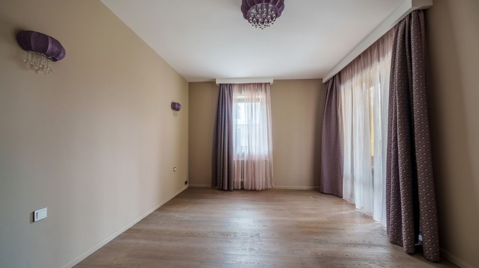 Современный дом у воды в Пестово