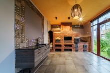 Современный дом у воды в Пестово