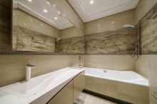 Современный дом у воды в Пестово