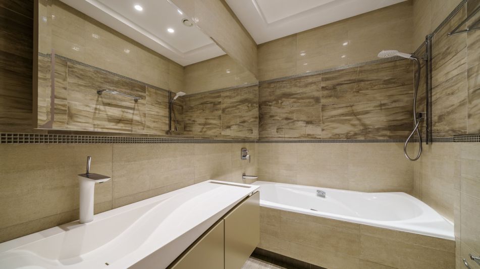 Современный дом у воды в Пестово