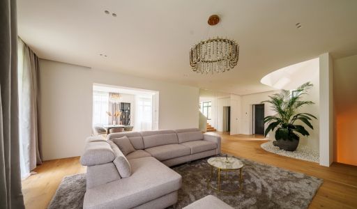 Дизайнерский дом в КП Крона