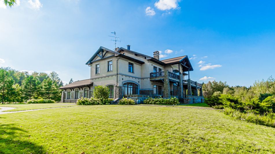 Дом в поселке Гольф-клуб Пестово