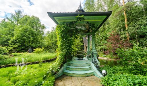 Усадьба окруженная лесом Горки-5