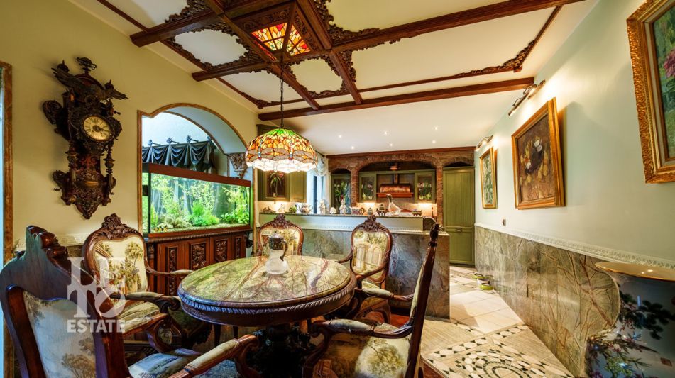 Усадьба окруженная лесом Горки-5