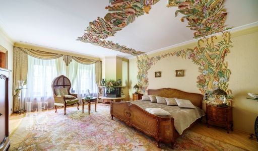 Усадьба окруженная лесом Горки-5