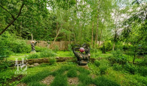 Усадьба окруженная лесом Горки-5