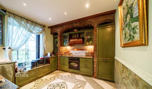 Усадьба окруженная лесом Горки-5