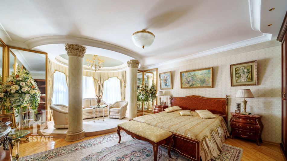 Усадьба окруженная лесом Горки-5