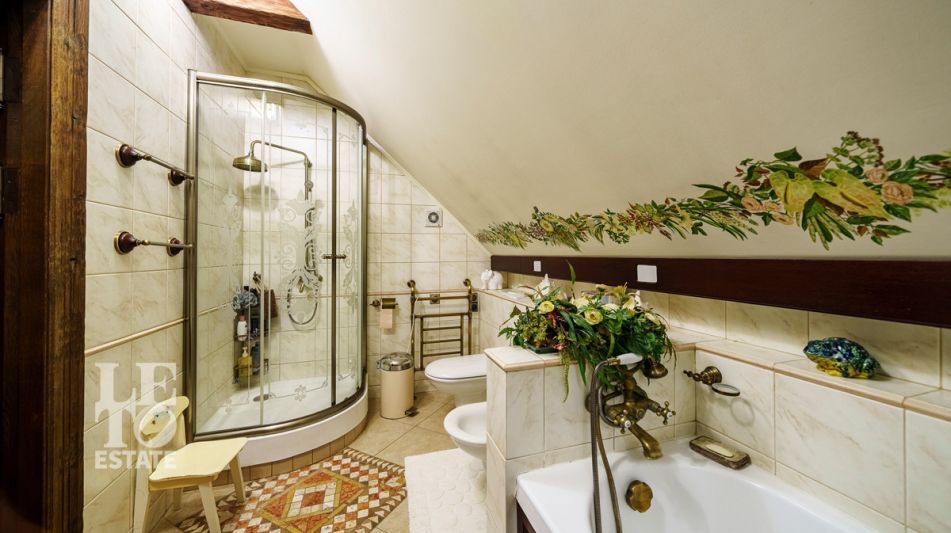 Усадьба окруженная лесом Горки-5