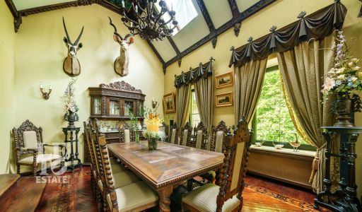 Усадьба окруженная лесом Горки-5