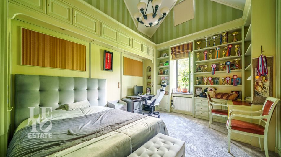 Усадьба окруженная лесом Горки-5