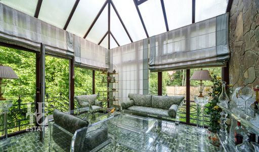 Усадьба окруженная лесом Горки-5