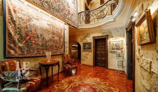 Усадьба окруженная лесом Горки-5