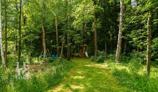 Усадьба окруженная лесом Горки-5