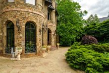 Усадьба окруженная лесом Горки-5