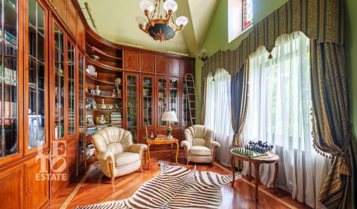 Усадьба окруженная лесом Горки-5