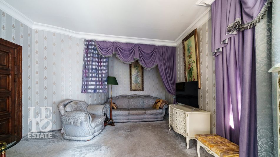 Усадьба окруженная лесом Горки-5