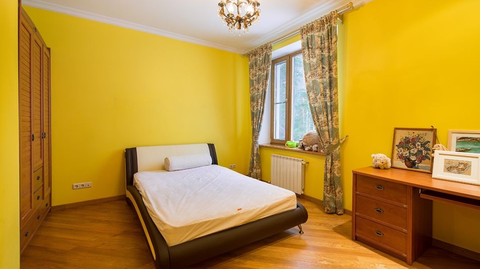 Продается усадьба в поселке Юлия2