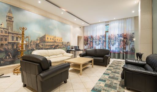 Продается усадьба в поселке Юлия2