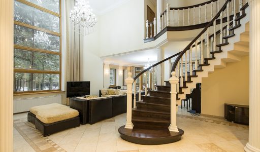 Продается усадьба в поселке Юлия2