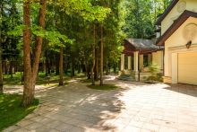 Продается усадьба в поселке Юлия2