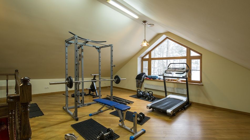 Продается усадьба в поселке Юлия2