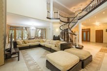 Продается усадьба в поселке Юлия2