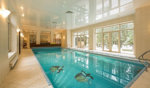 Продается усадьба в поселке Юлия2