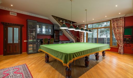 Продается усадьба в поселке Юлия2