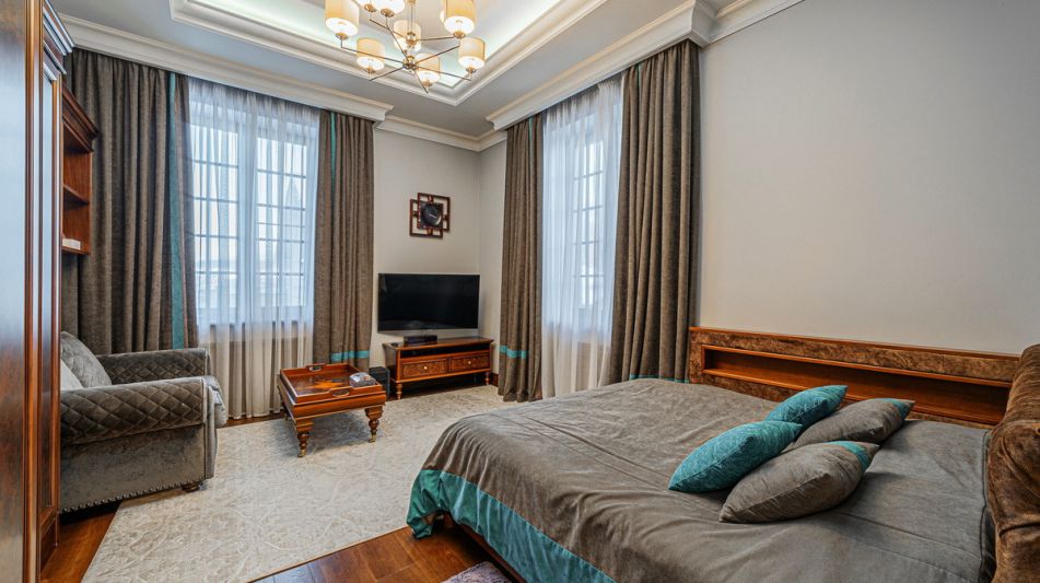 Респектабельный дом в Вешках