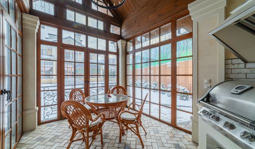 Респектабельный дом в Вешках