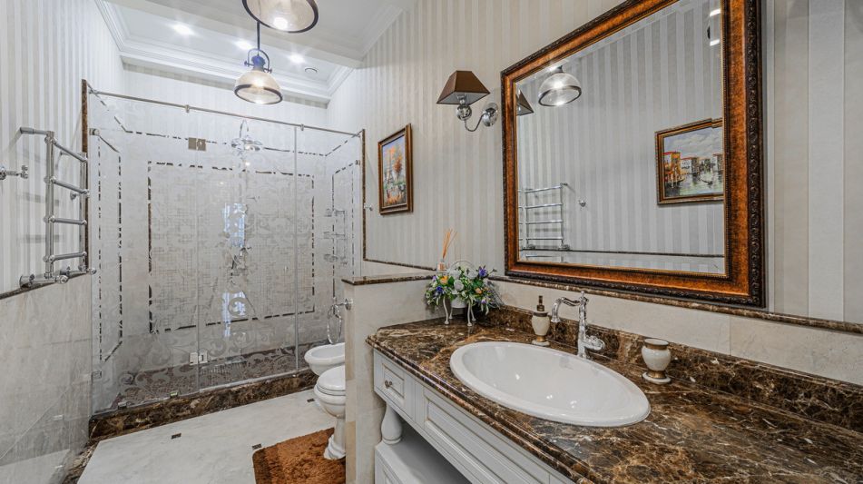 Респектабельный дом в Вешках