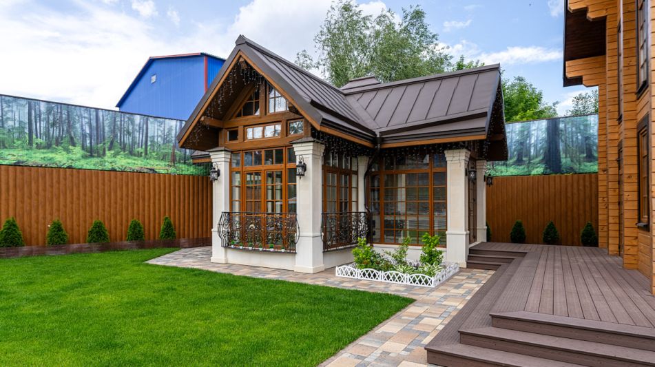 Респектабельный дом в Вешках