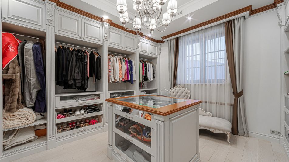 Респектабельный дом в Вешках