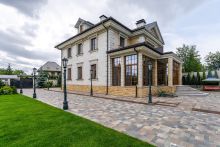 Респектабельный дом в Вешках