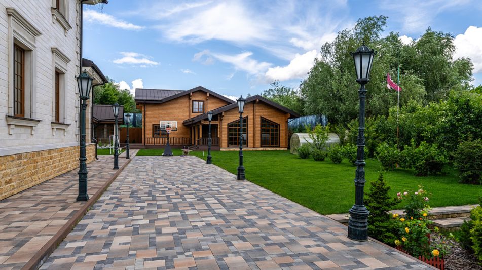 Респектабельный дом в Вешках