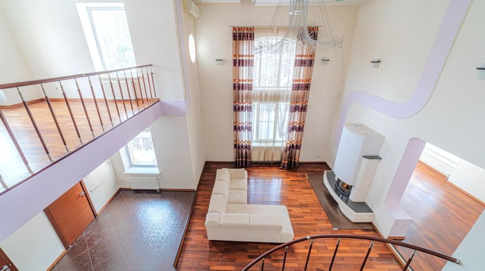 Дом с лесным участком в КП Лесной