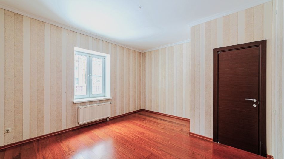 Дом с лесным участком в КП Лесной