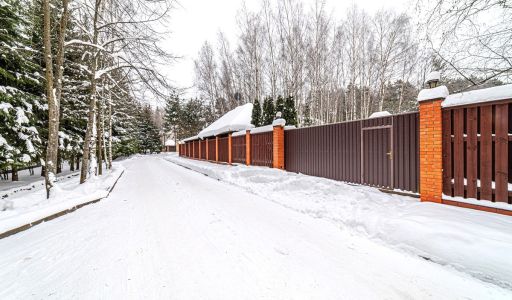 Дом с лесным участком в КП Лесной