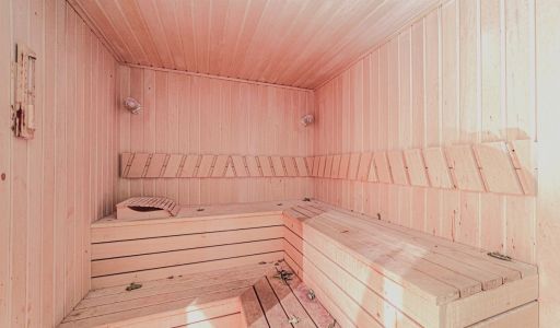 Дом с лесным участком в КП Лесной