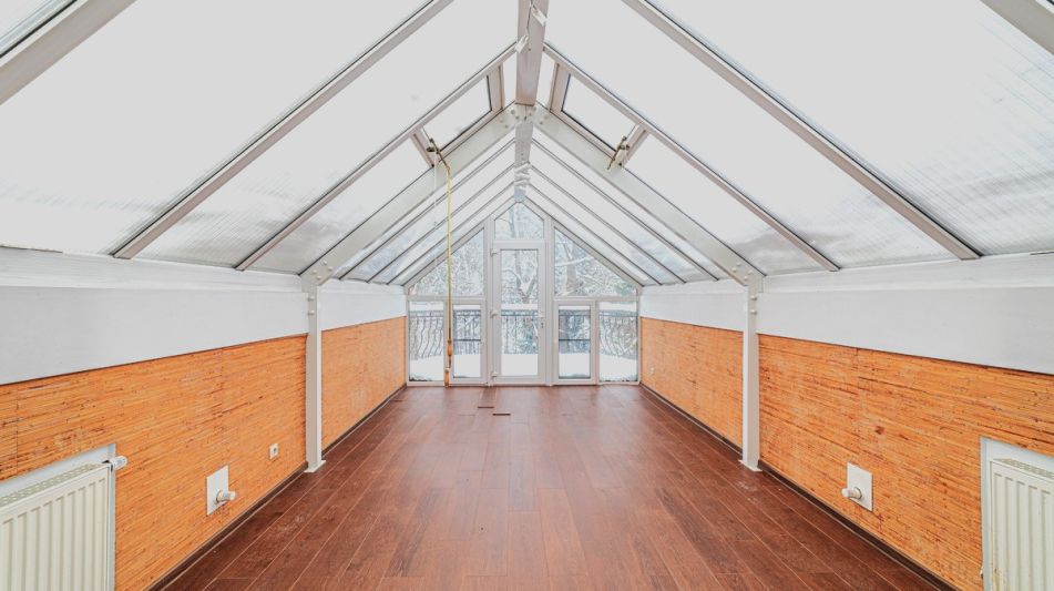 Дом с лесным участком в КП Лесной