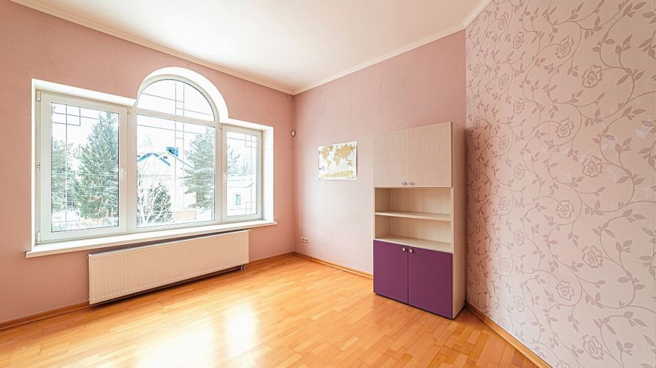 Дом с лесным участком в КП Лесной