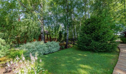 Дом на большом участке в Лысково