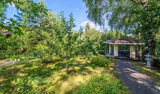 Дом на большом участке в Лысково